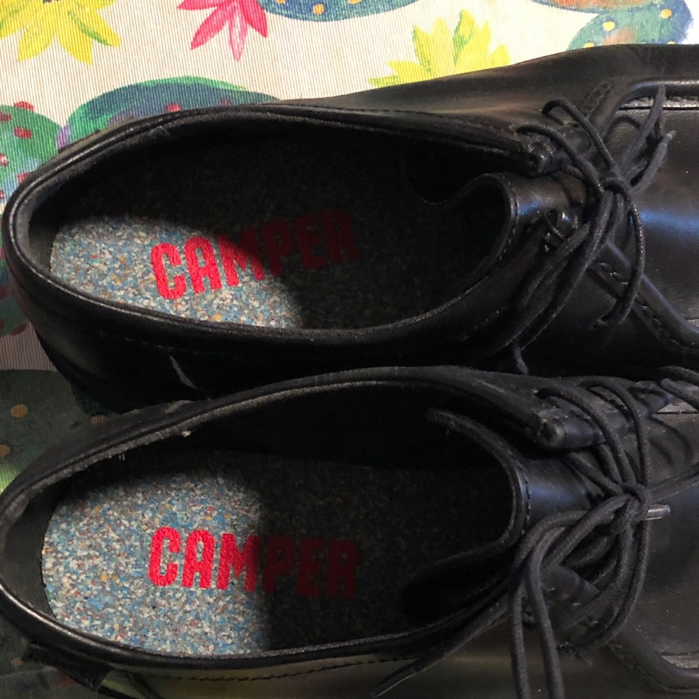 Camper Black Leather Derby Shoes with Lace-Up Design